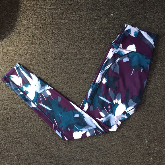 Fabletics Pants - Fabletics High Waisted Powerhold Leggings